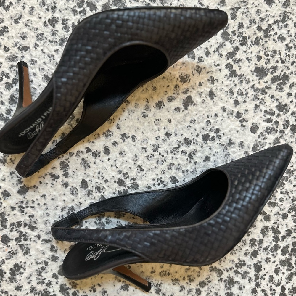 Donald J. Pliner Black Woven Pointed-Toe Slingback Heels